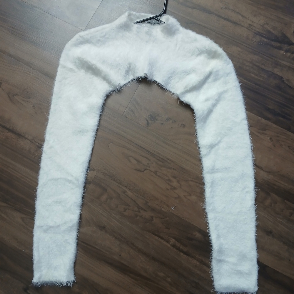 Women crop top